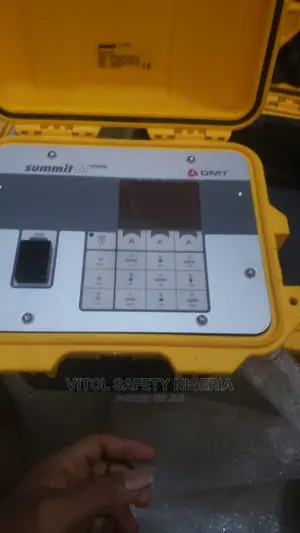 Summit M Vipa/the Vibration Monitoring System