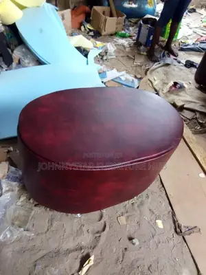 High Quality Table With Single Sofas Chairs