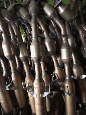 Complete Catalyst 1:8 Corolla Exhaust.