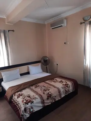 Furnished Selfcon Apartment in Old Bodija for Rent