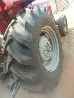 Massey Ferguson Tractors 385 375