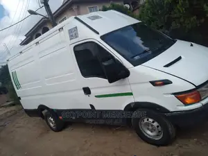 Long Frame Van for Hire