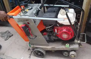 Mikasa McD-218vdx Asphalt/Concrete Cutter 18" Without Blade