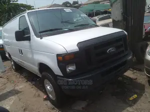 Ford E350 2010 White