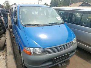 Toyota HiAce 2000 Blue