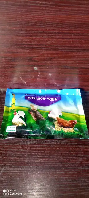 Vitranor Forte Chicken Multivitamin For Birds 150g