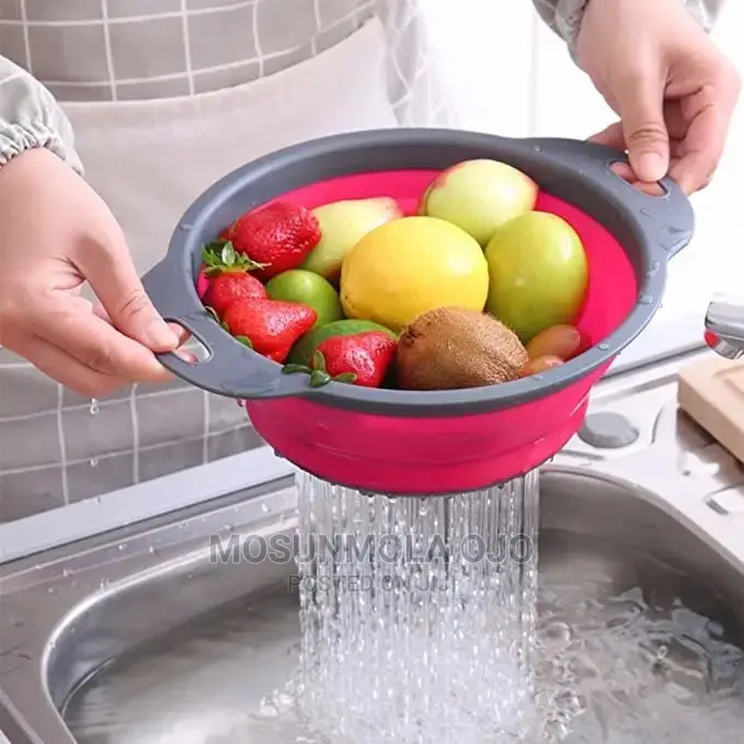 Colapsible Silicon Collander/Sieve