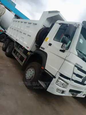 Howo Tipper Truck