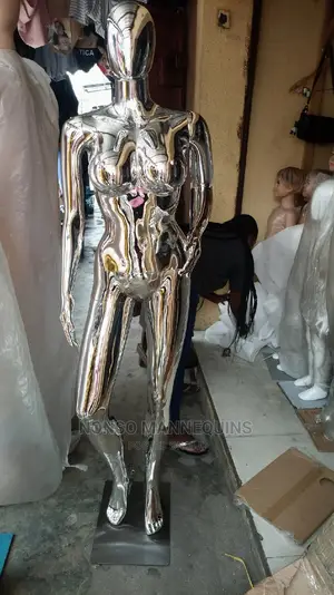 Brand New Size 12 Body Faceless Solver Chrome Mannequin