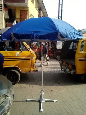 42" Outdoor Umbrella With Stand