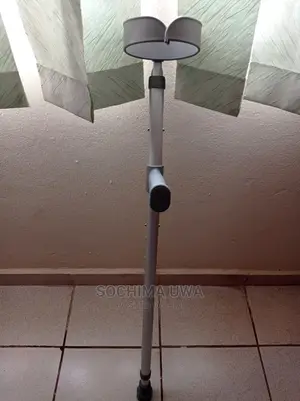 Handheld Crutches