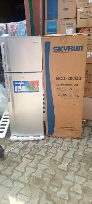Quality Skyrun Standing Refrigerator 200ms With Warranty.