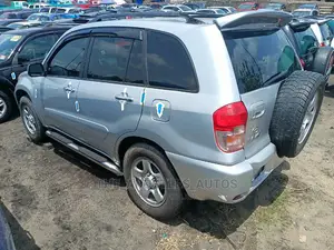 Toyota RAV4 Automatic 2003 Silver