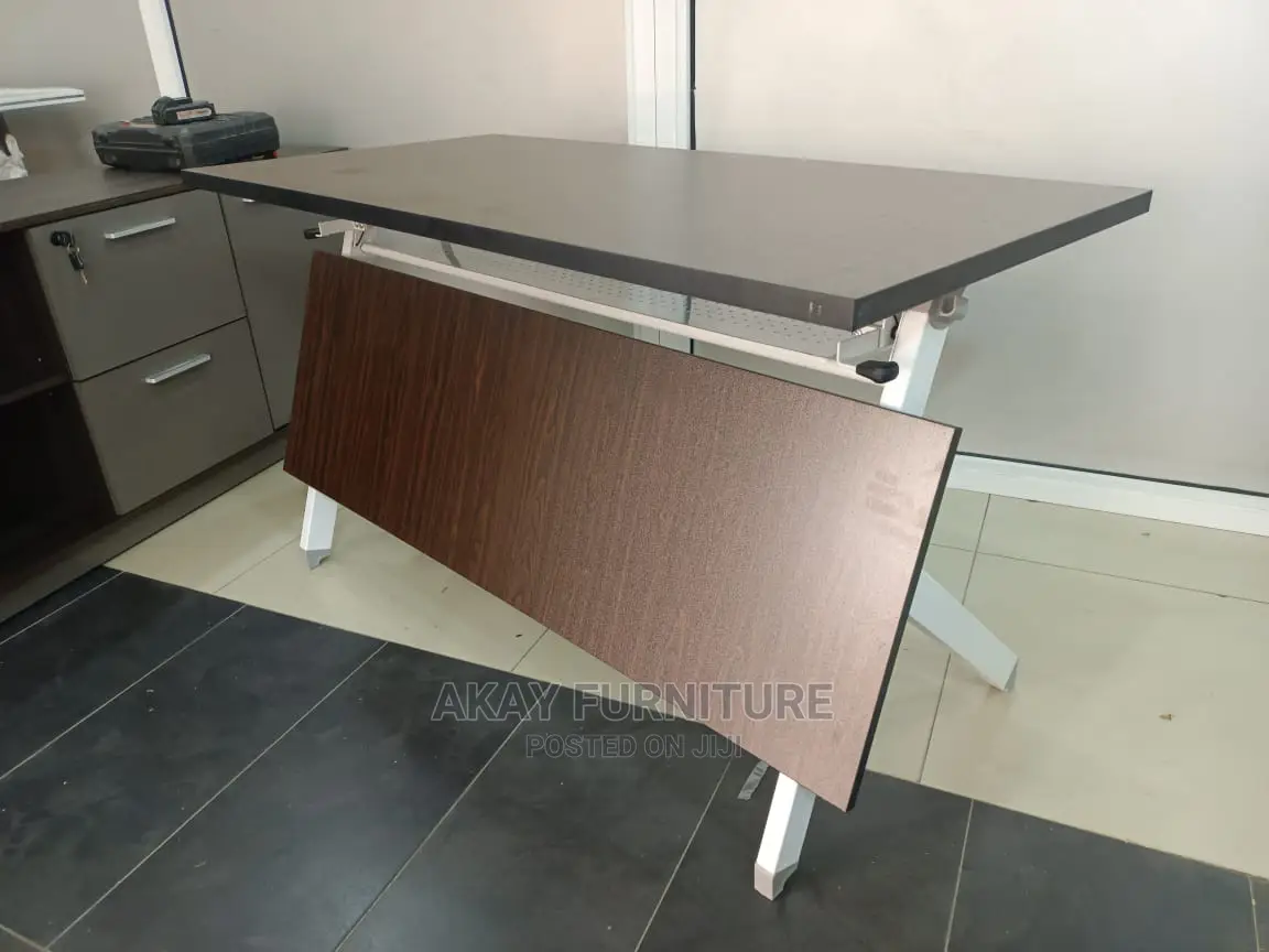 Brown Foldable Training Table Size 1.2