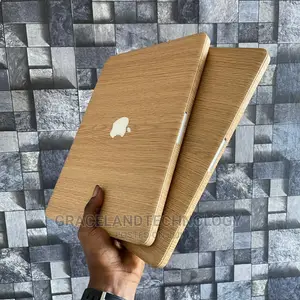 Laptop Apple MacBook 4GB Intel Core 2 Duo HDD 320GB