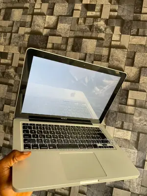 Laptop Apple MacBook Pro 2012 4GB Intel Core I7 HDD 500GB