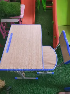 Higher Class Desk and Chair
