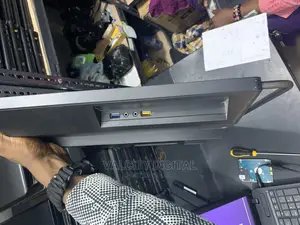 Desktop Computer Lenovo ThinkCentre M93 4GB Intel Core i5 HDD 500GB