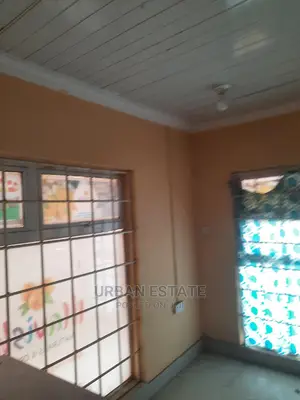 Open Shop/Office Space in Magodo Phase 1 Shopping Complex