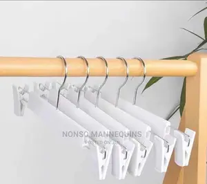Plastic Off White Clip Hangers