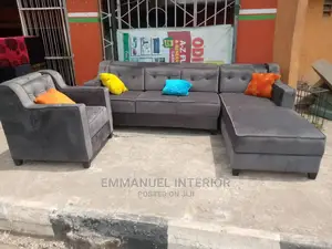 A Standard 7 Seater for Ur Living Room
