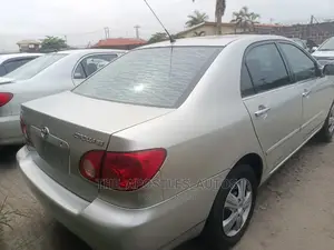 Toyota Corolla LE 2004 Silver
