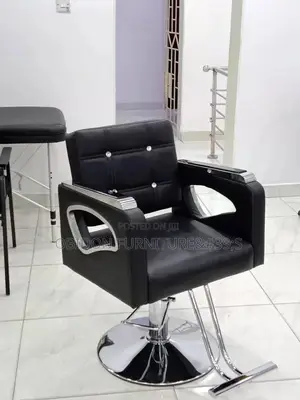 Portable Barbing Chair
