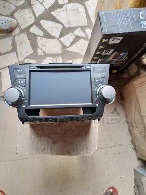 2008toyota Highlander Dvd