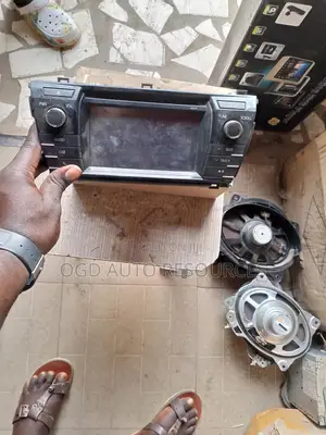 2012-2014 Toyota Corolla Factory Stereo