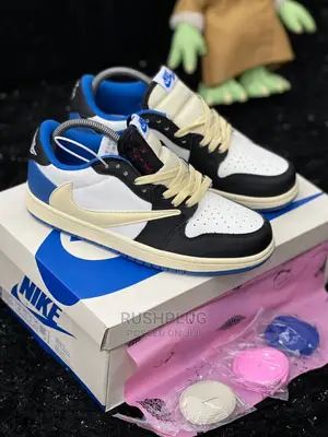 Air Jordan 1 Low Fragment Design X Travis Scott