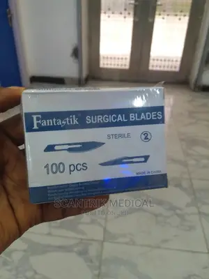 Single-Use Carbon Steel Surgical Scalpel Blades