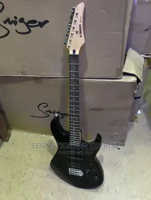 Professional Yamaha Lead Guitar