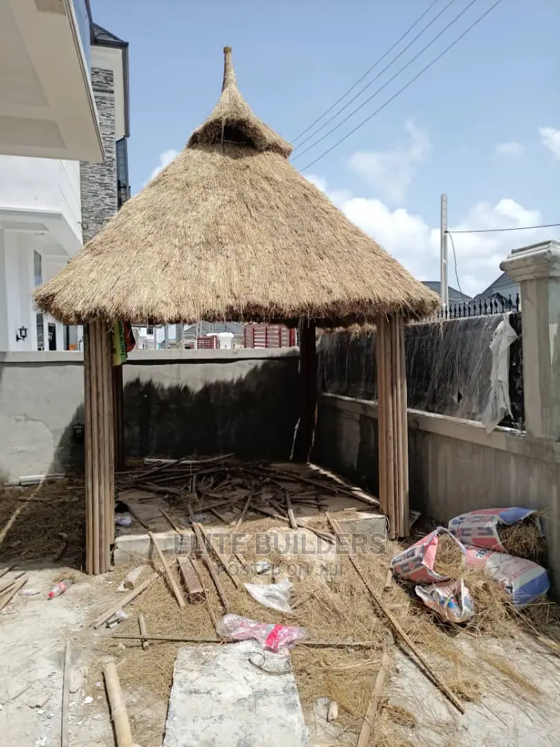 Portable Gazebo Hut