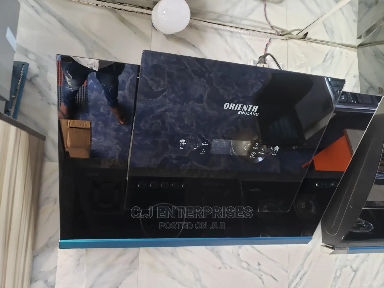 90cm Automatic Kitchen Extractor