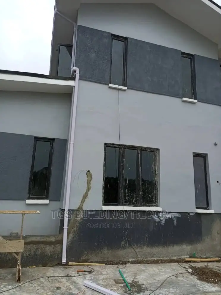 Rain Gutter Pipe