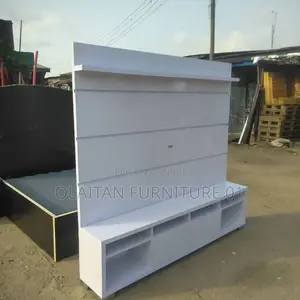 55iches Plastma Tv Stand