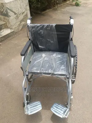 Manual Folding Wheel Chair Lightweight