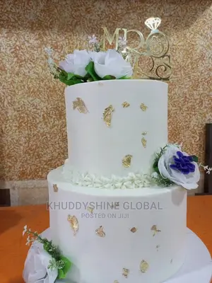 Wedding/Anniversary Beautiful Cake