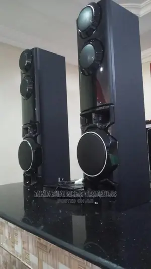 Lg 1250 Watts Powerful Home Theater Aud LHD 687