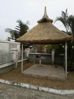 Portable Bush Bar Gazebo Hut