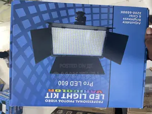 Led Light Kit Varicolor Pro Led 600 With Tripod