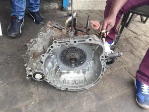 Toyota Sienna Highlander RAV4 13pin 4wheel Drive Gearbox