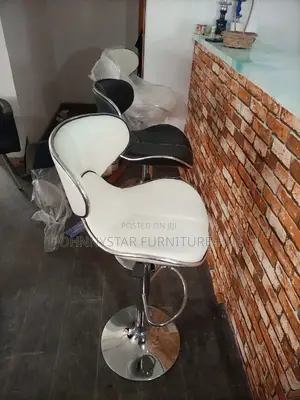 Italian Bar Stools With Glass Table