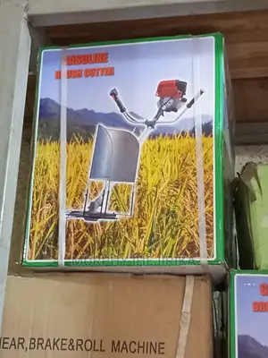 Rice Harvester Machine