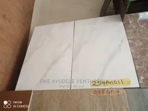 25/40 Virony Wall