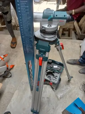 Bosch Leveling Instrument