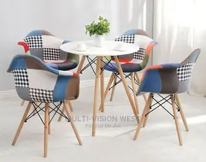 4-Seaters Round Dinning Set