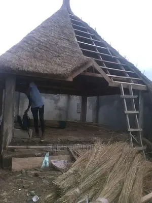 High Quality Bush Bar Gazebo Hut