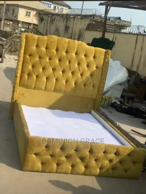 Royal Upholstery Bedframe 41⁄2