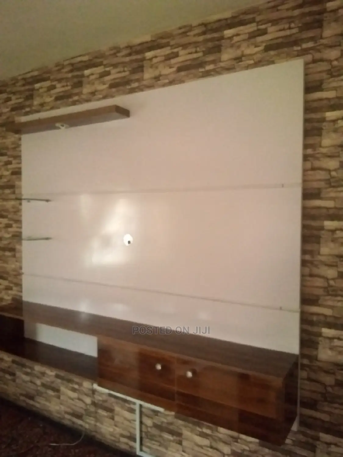Tv Console / Tv Stand